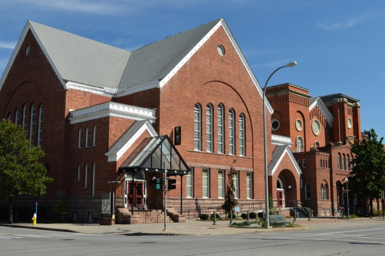 Colleges & Universities Colleges & Universities